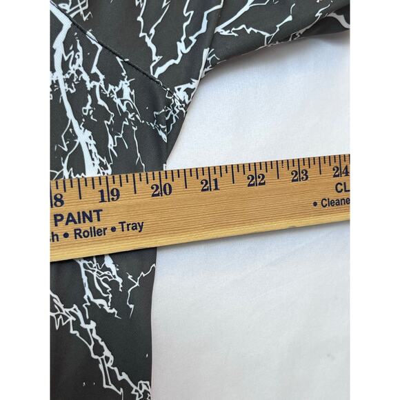 Pearl Izumi Women's Medium Cycling Athletic Jersey - Black/Gray - Picture 5 of 7